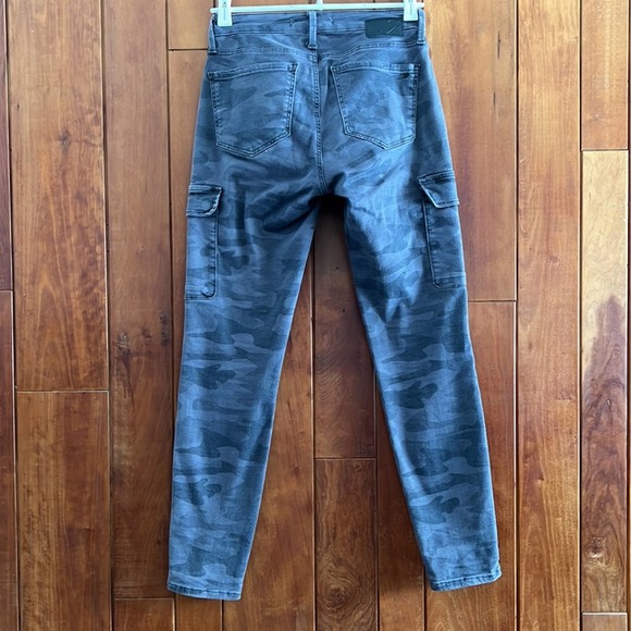 Bundle of Jeans Mother, Mavi and Maje. - Picture 10 of 16